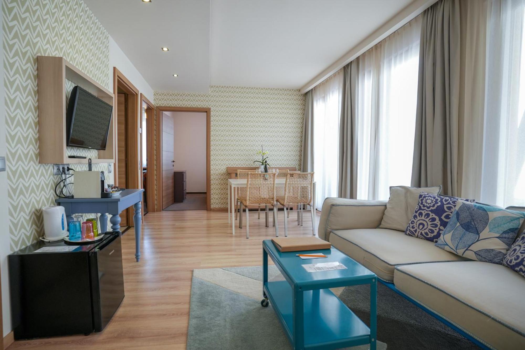 Imola Udvarhaz Dessert Hotel Eger Exteriör bild